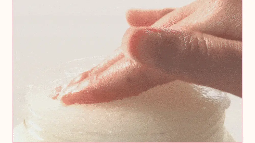 [1등스크럽/헬로키티스크런치증정] 플루 퍼퓸드 슈가&씨솔트 바디스크럽 510g/600g 한정기획 상세페이지 23